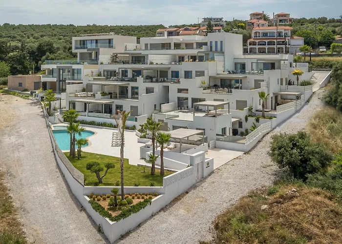 Amphimatrion Luxury Residence