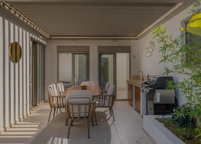 Amphimatrion Luxury Residence