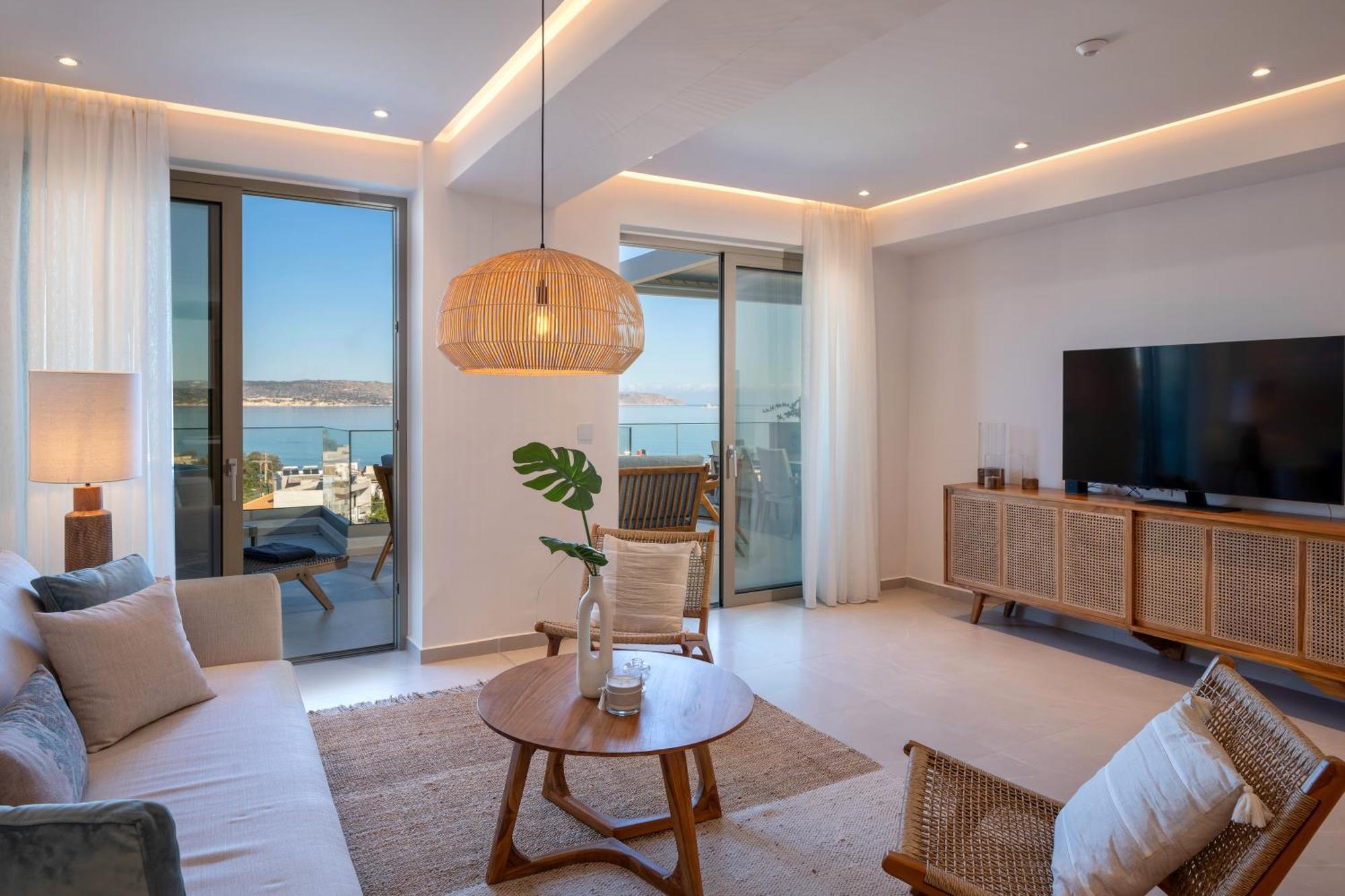 Amphimatrion Luxury