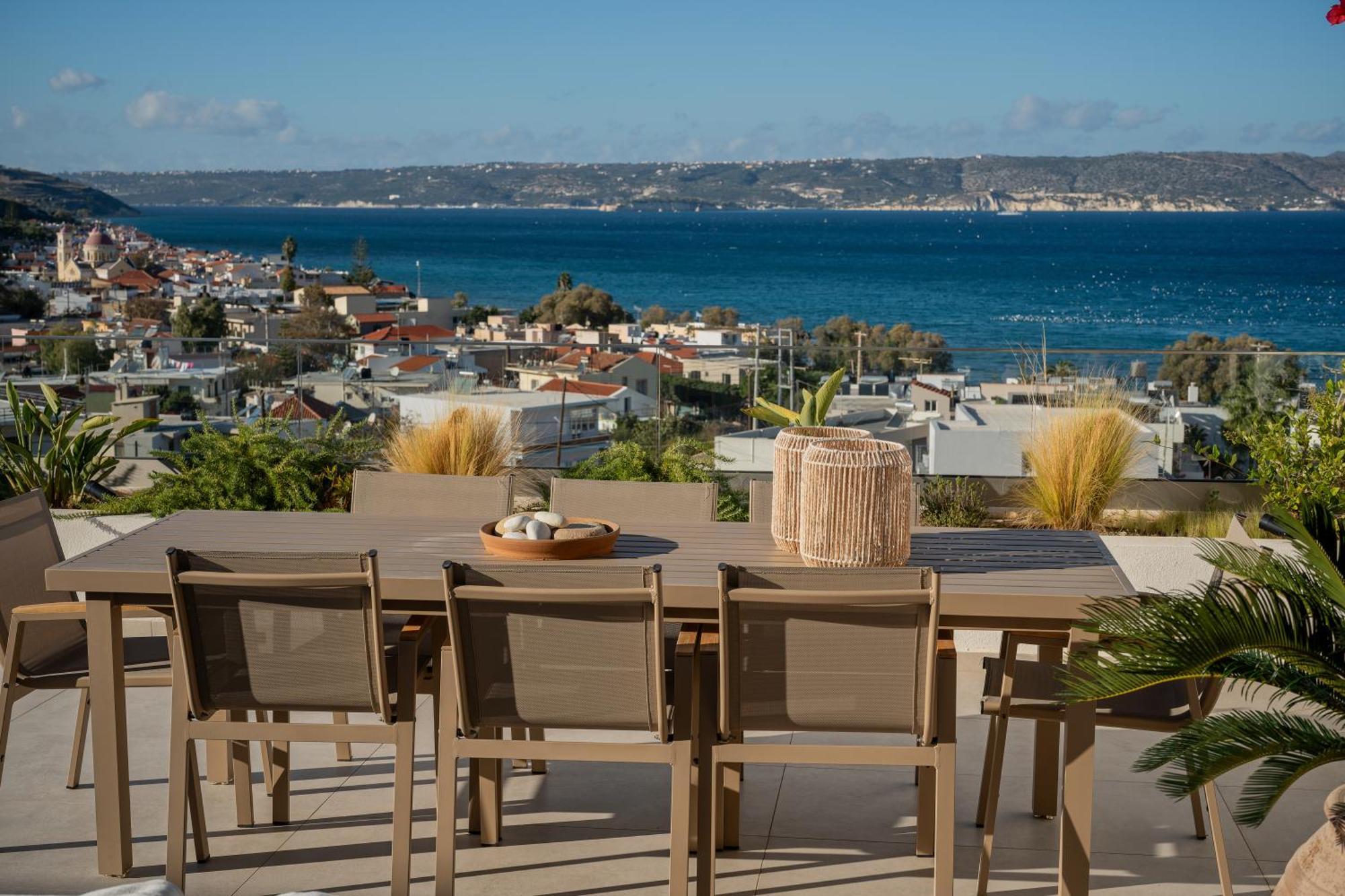 Apartment Amphimatrion Luxury *