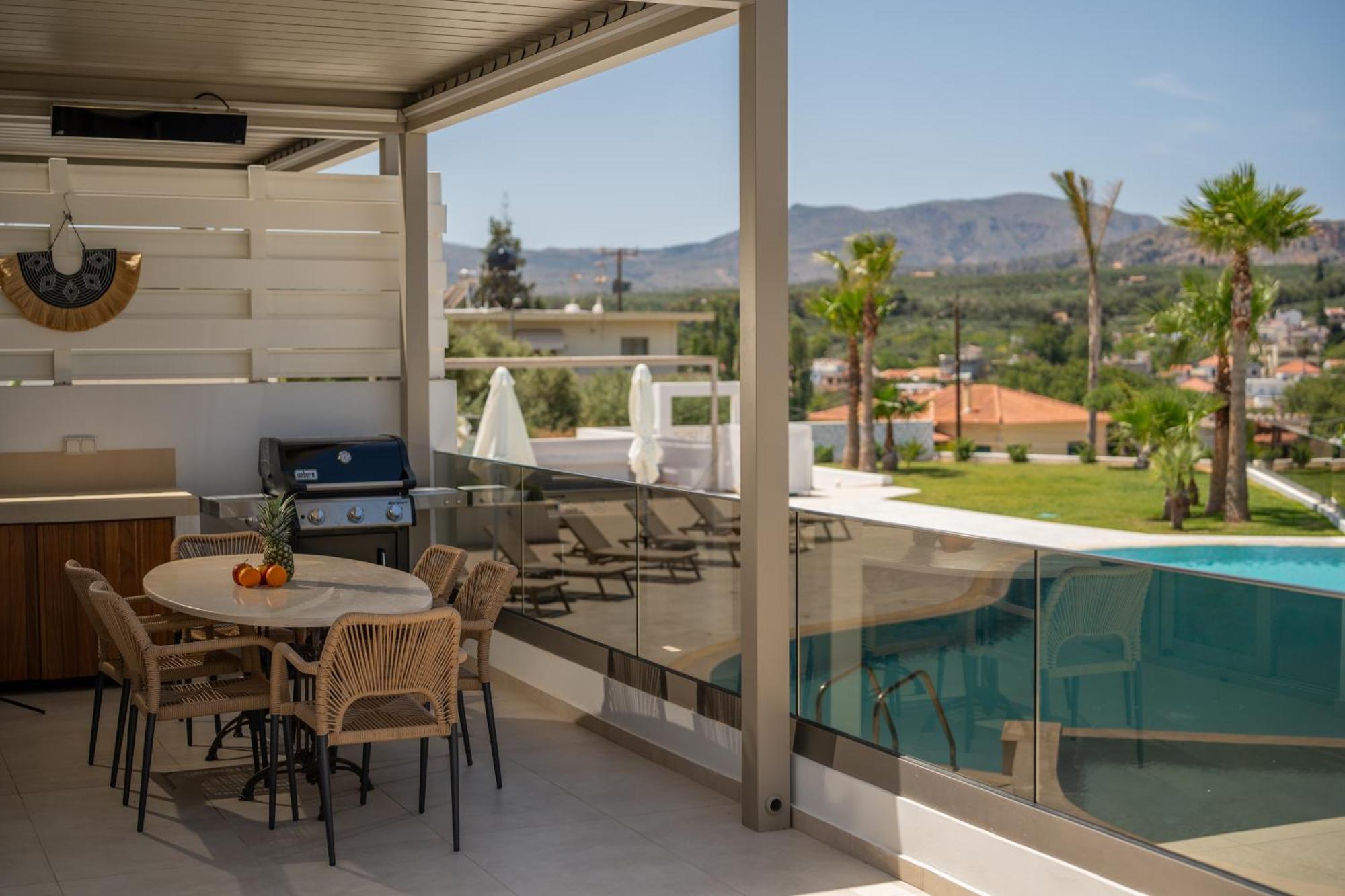 Apartment Amphimatrion Luxury *