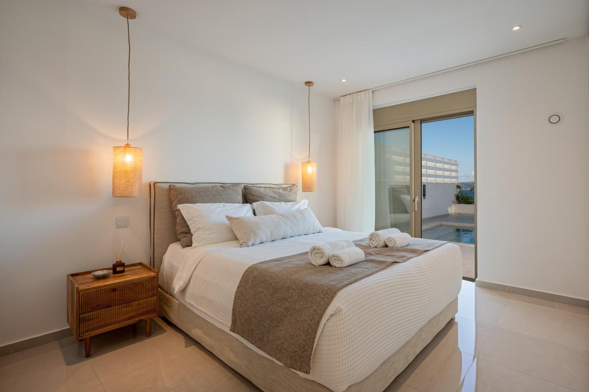 Amphimatrion Luxury Apartment *