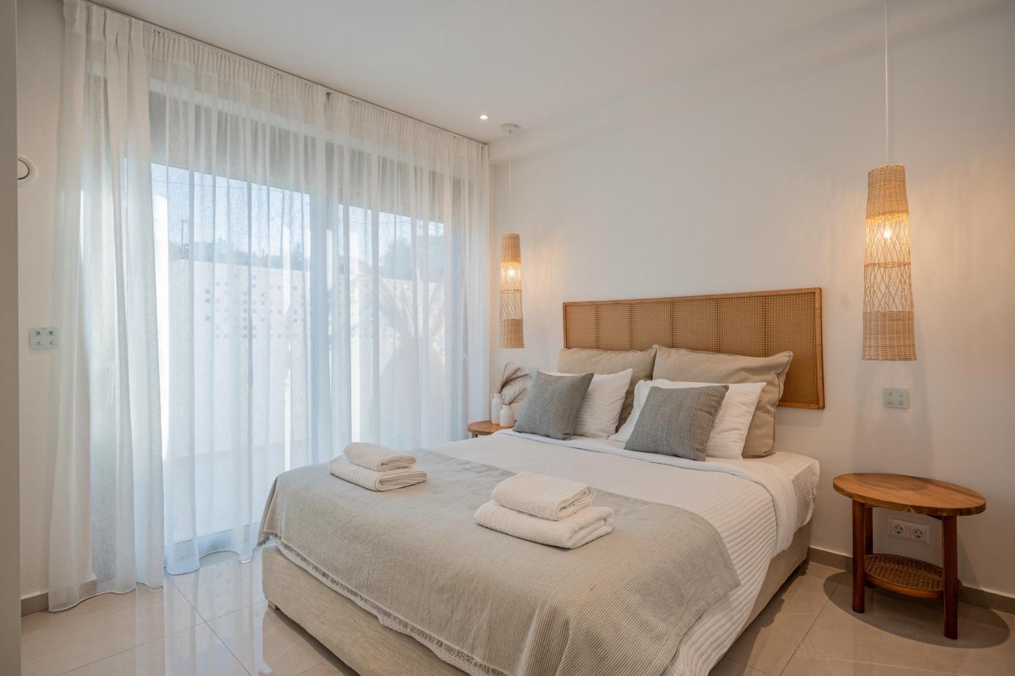 Amphimatrion Luxury Apartment *