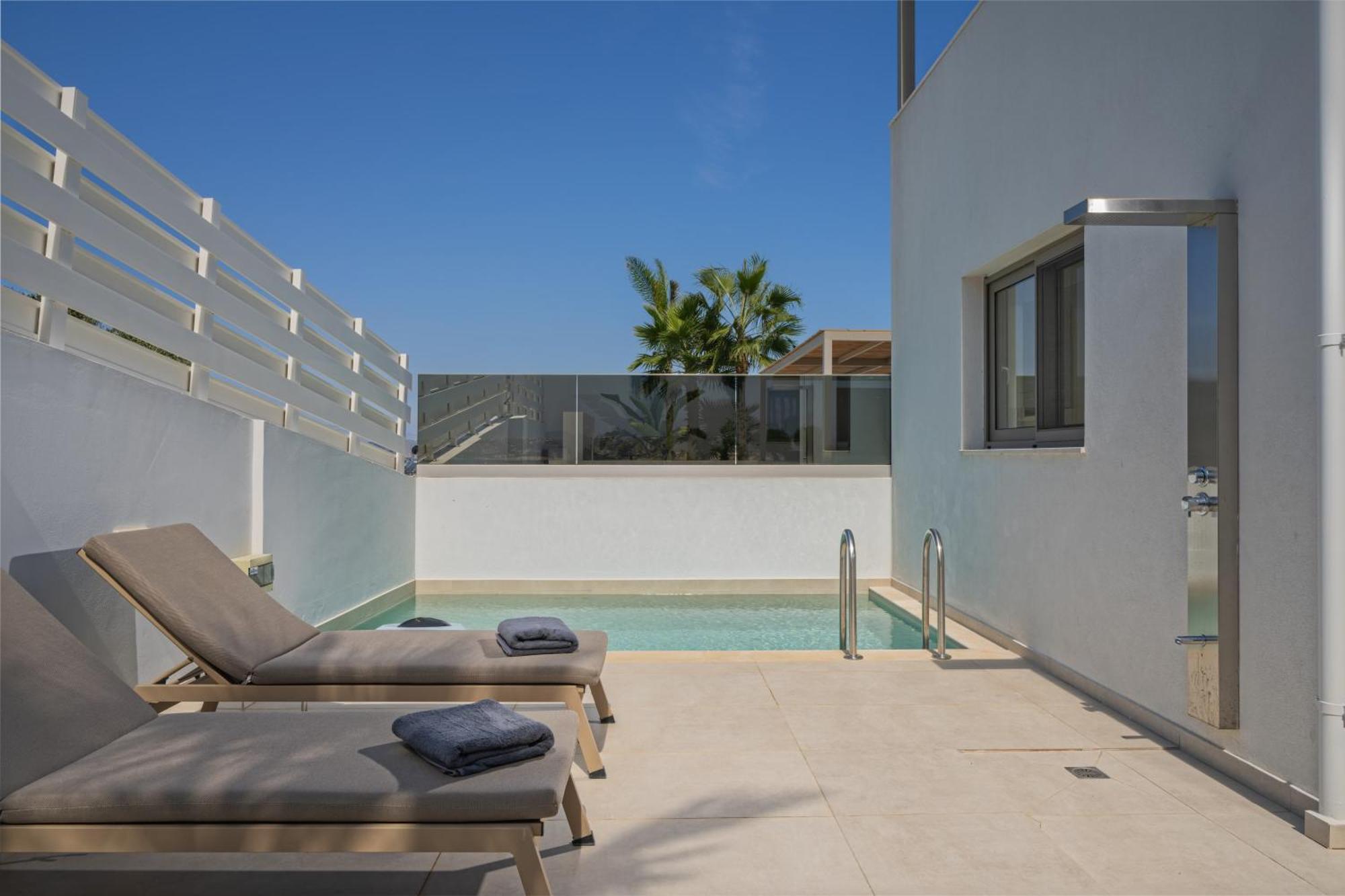 Apartment Amphimatrion Luxury *